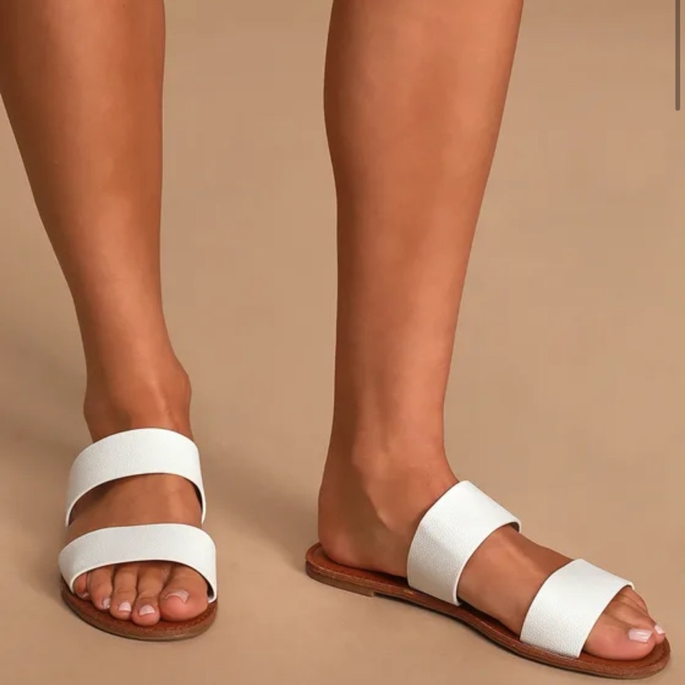 Simple sandal